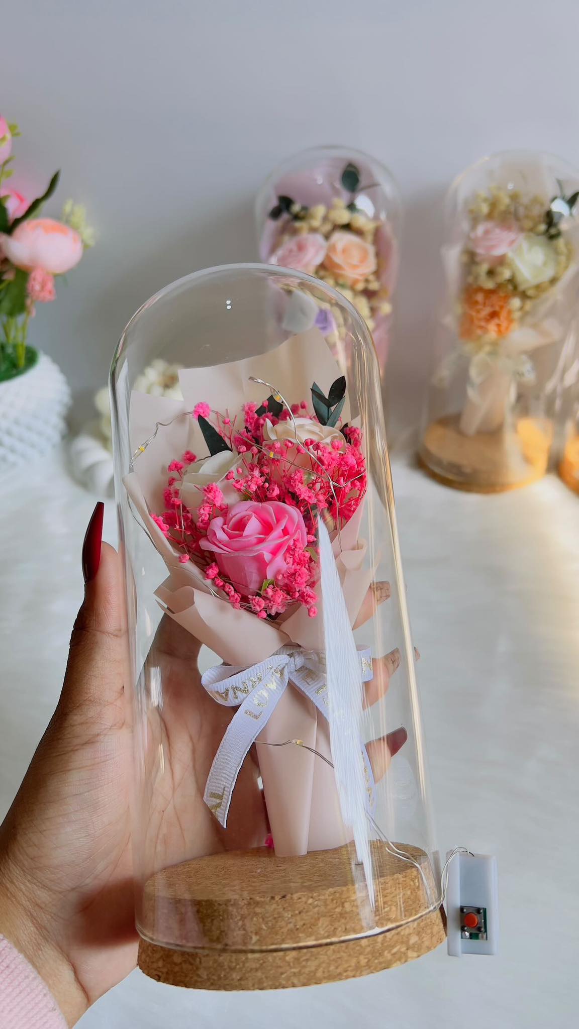 LED Floral Bouquet in Glass Dome – Timeless Beauty & Perfect Gift
