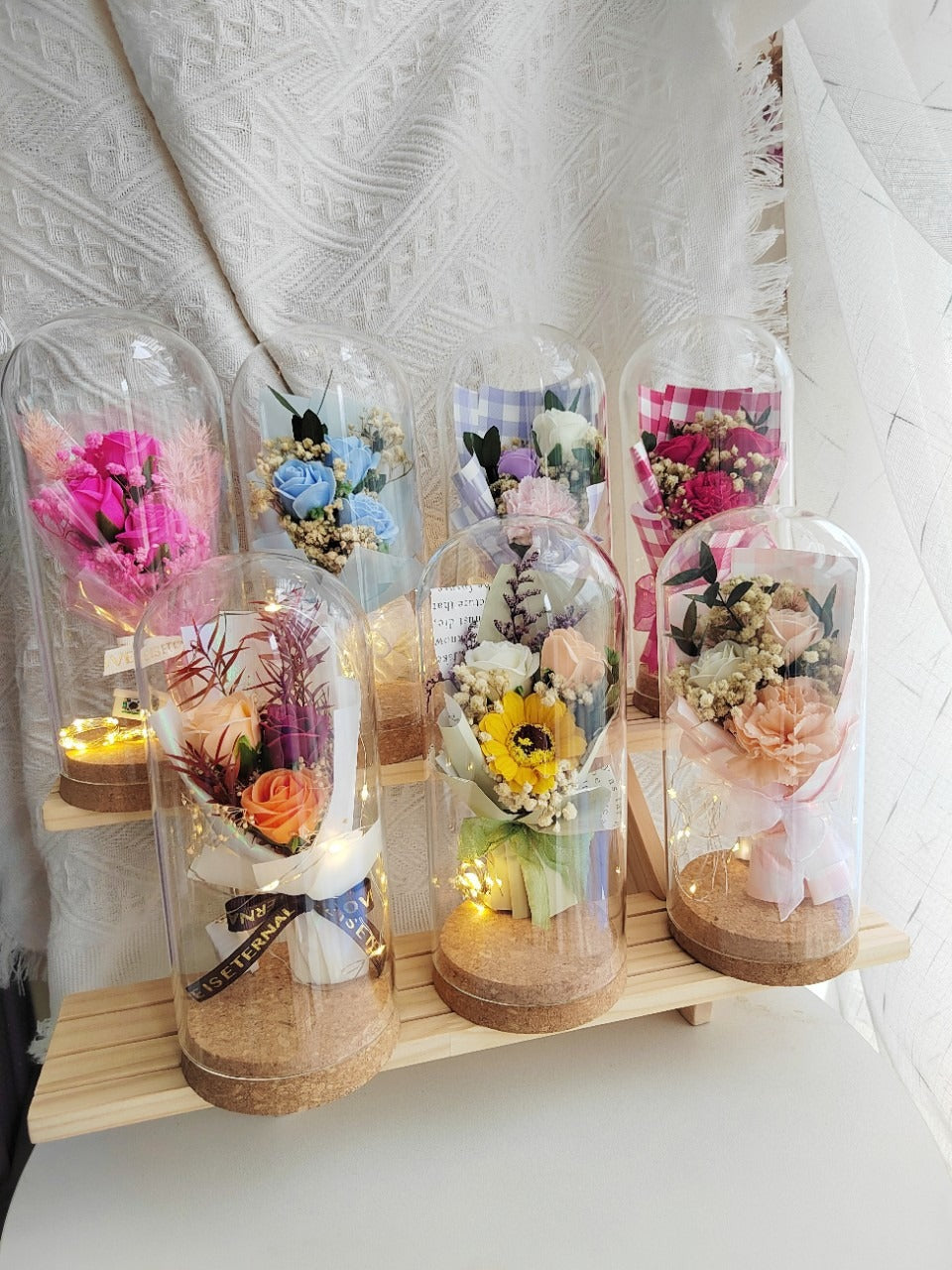 LED Floral Bouquet in Glass Dome – Timeless Beauty & Perfect Gift