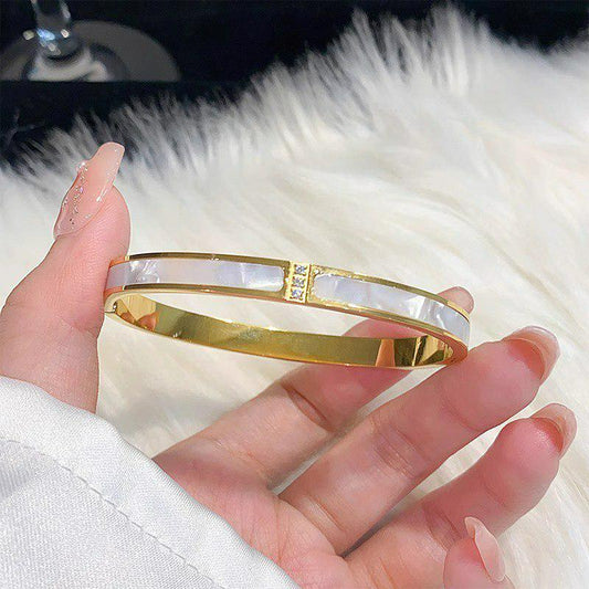 Shell Cuff